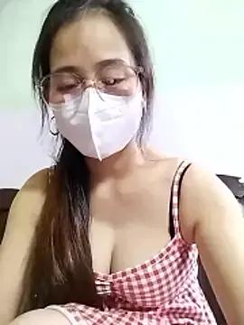 HELEN686 from StripChat