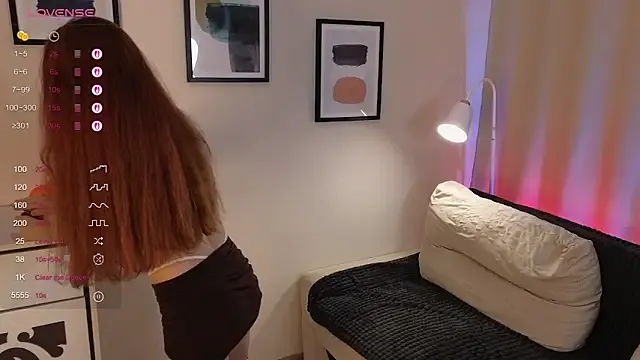 Helen_Fomes on StripChat 