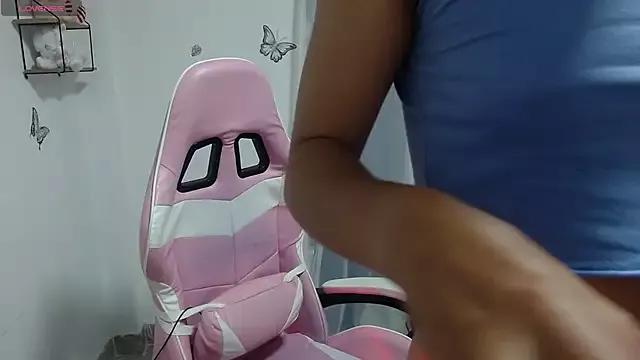 helen_kinett from StripChat