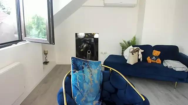 Try our streaming cams variety and talk on a personal level with our adorable girls streamers, showing off their bountiful shapes and dildos.