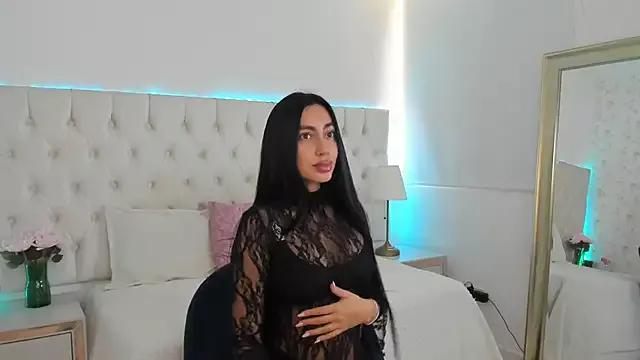 Helen_Wolf from StripChat