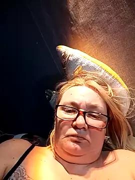 HelenaGlossX from StripChat