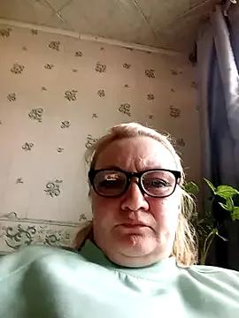 HelenaGlossX from StripChat
