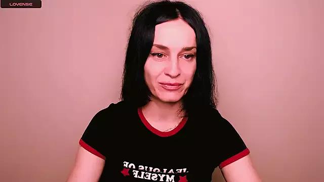 HelenaTemch_ from StripChat is Freechat