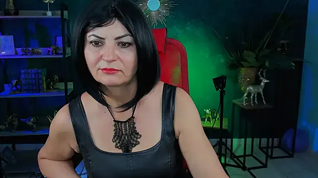 HelenBeler on StripChat 