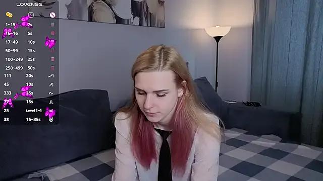 HelenMartines from StripChat is Freechat