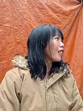 Helenzz from StripChat