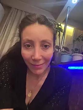 HellaryTourent from StripChat