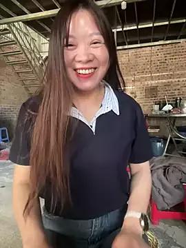 Hellen_111 from StripChat