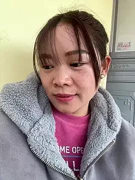 Hellen_111 from StripChat