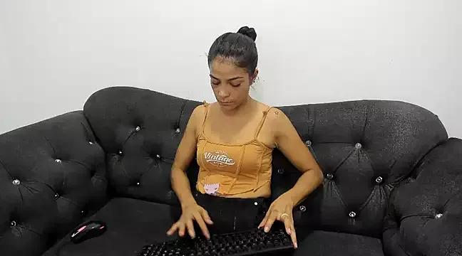 Hellen__4master from StripChat