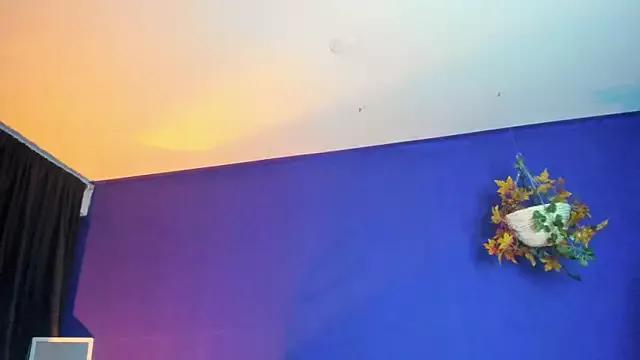 Hellen_dumont from StripChat