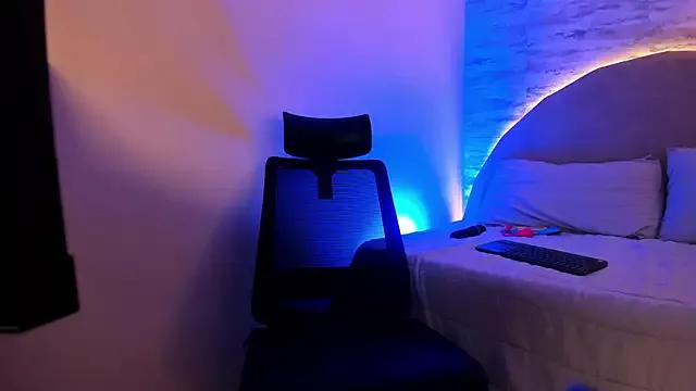 hellen_mckenzie from StripChat