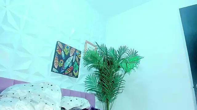 Hellen_Sky from StripChat
