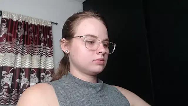 HellenMiyer1111 from StripChat is Freechat