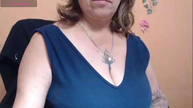 Hellensextits from StripChat