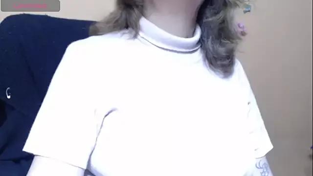 Hellensextits from StripChat