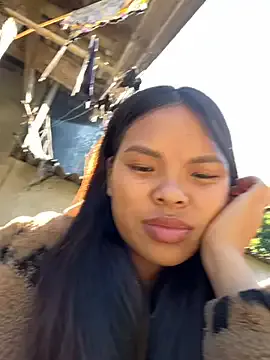 hello-cute on StripChat 