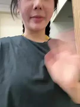 Hello_nani from StripChat