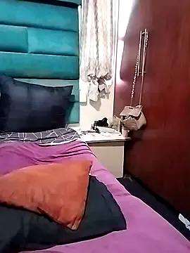 Hemilynthomas2467 from StripChat