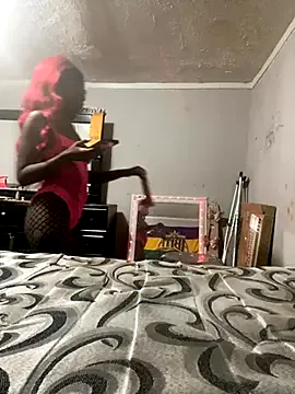 HennessyBaby21 from StripChat is Freechat