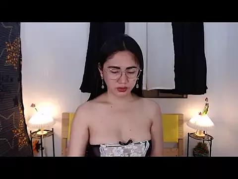 HermoSa_Christine from StripChat is Freechat