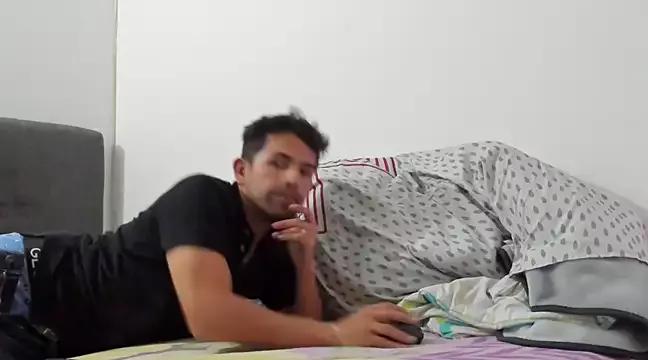 Hetero18Cum from StripChat