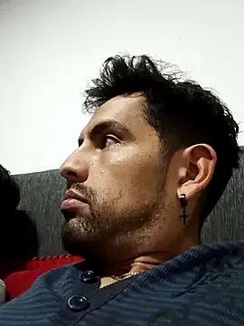 Hetero18Cum from StripChat