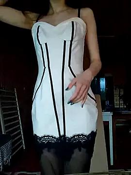 Hi_cherry-333 from StripChat is Freechat