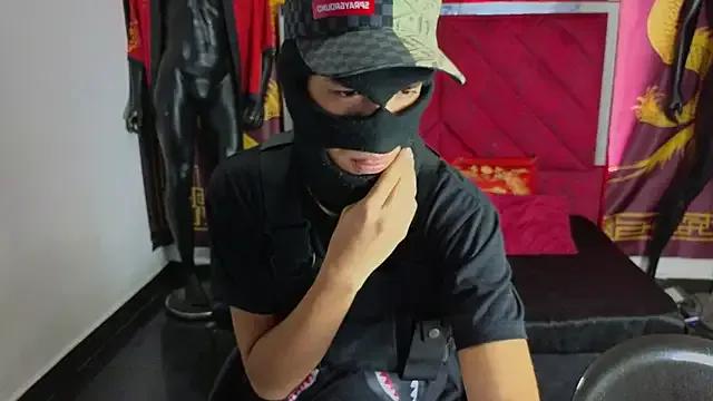 Hidden_straights from StripChat