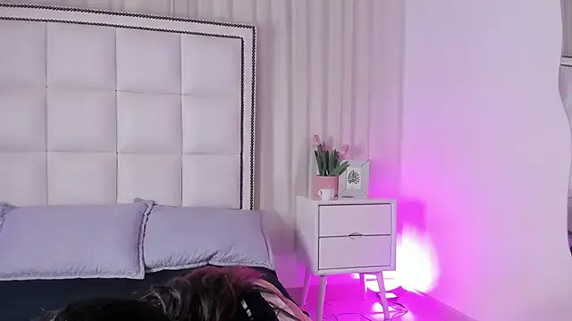 Try our streaming cams variety and talk on a personal level with our adorable girls streamers, showing off their bountiful shapes and dildos.