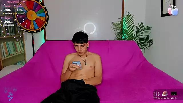 Highcouple11 from StripChat is Freechat