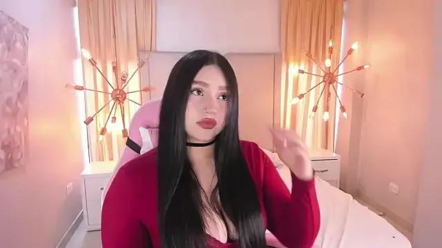 HiilaryFox from StripChat