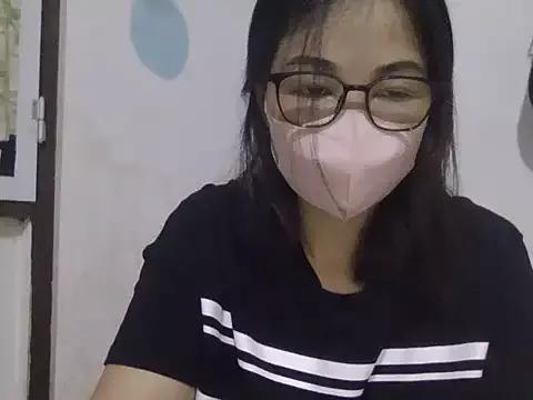 Hilary096 from StripChat is Freechat