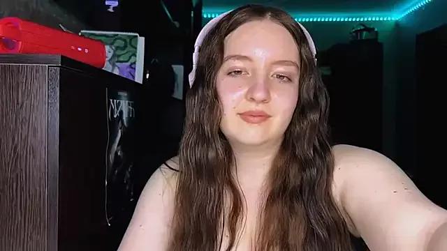 HildaBeames from StripChat is Freechat