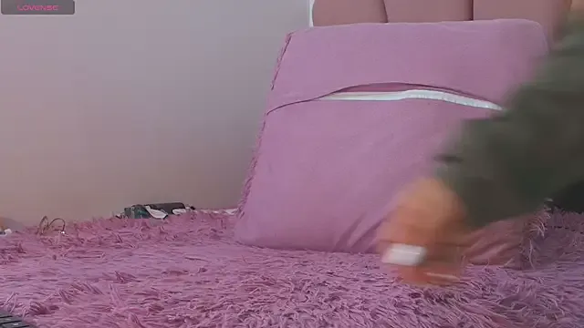 hillary_joness on StripChat 