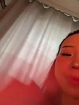 hinarin from StripChat is Freechat