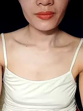 Hinna_x from StripChat is Freechat