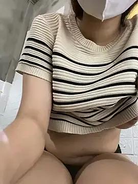 Hinyy_ from StripChat is Freechat