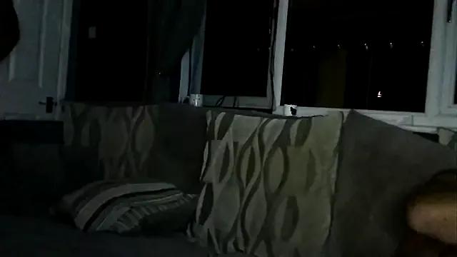 Hisanalqueen3747 from StripChat is Freechat