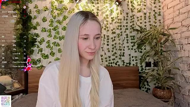 Try our streaming cams variety and talk on a personal level with our adorable girls streamers, showing off their bountiful shapes and dildos.