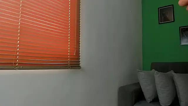 holly1_ from StripChat is Freechat