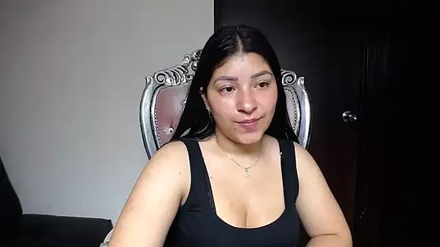 holly20a from StripChat