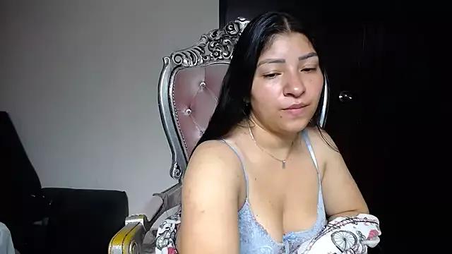 holly20a from StripChat
