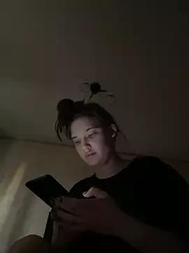 Holly_Molii from StripChat