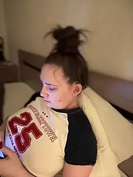 Holly_Molii from StripChat