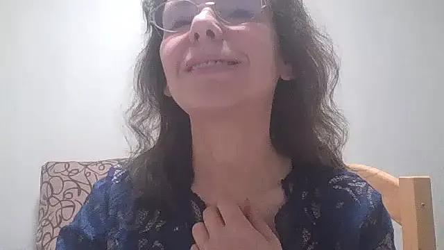 HollyJewel from StripChat