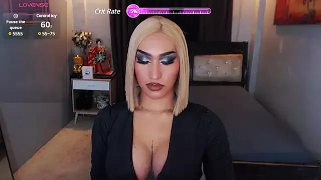 HollyTamara from StripChat is Freechat