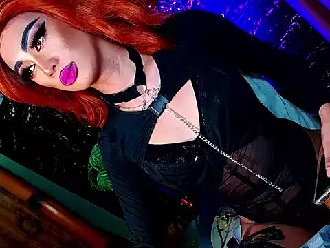 HOLLYWOOD_QUEEN_88 from StripChat is Freechat