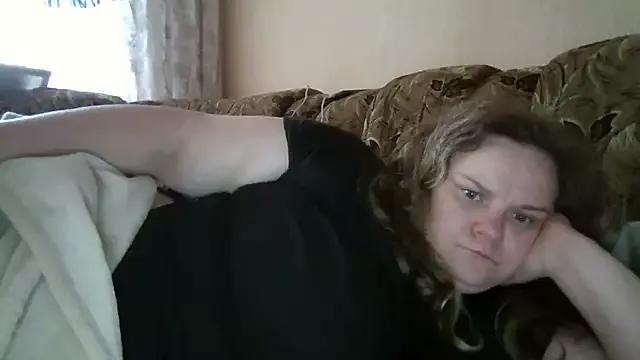 HollyXEva from StripChat is Freechat